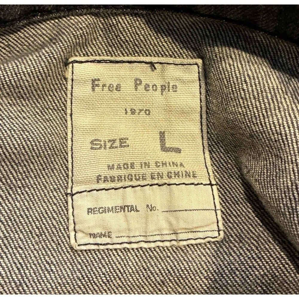 Free People Heart Studded Washed Blue Denim Crop Jacket Size Large - Picture 5 of 6